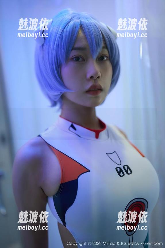 蜜桃社 - 当静香Mandy轻松驾驭锅铲，厨娘写真图片诱惑不浅！