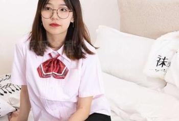 袜啵啵 – 瑶瑶全套体操服下,那是一种不自觉的追光感?