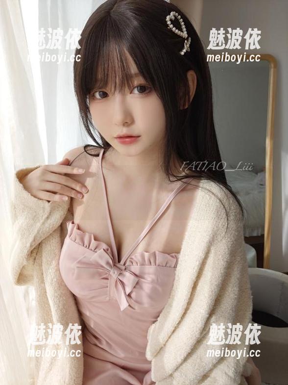 私拍大赏，迷之呆梨的桔梗，似乎有些不务正业