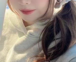 闪月半的夏季制服大图集,穿上这身我都想去上班了!