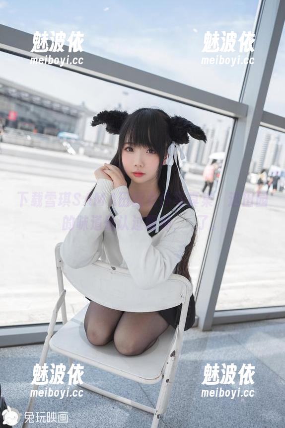 下载雪琪SAMA田园女仆写真集，这田园的味道确认过眼神，愛了。