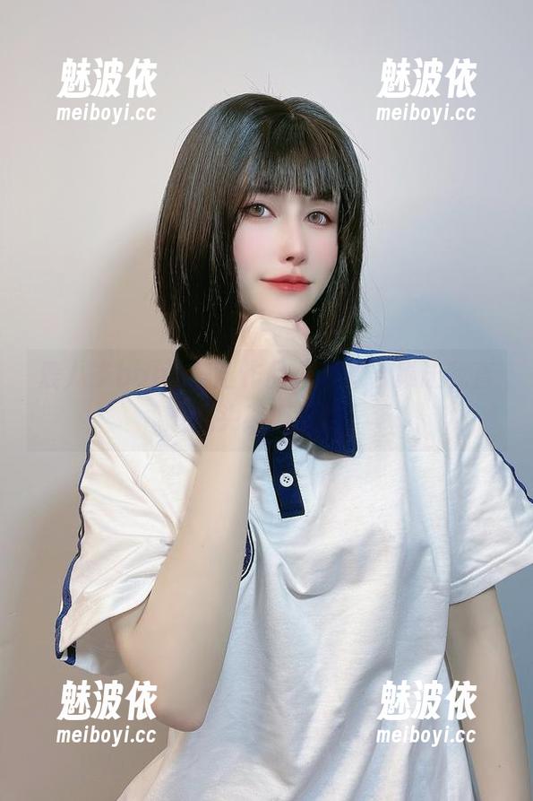 鹿八岁baby美腿作品，观看合集让我直想低头细细品味。