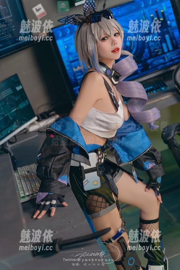 感谢黏黏团子兔带来的水手服cos，图包给我点新的想法吧！